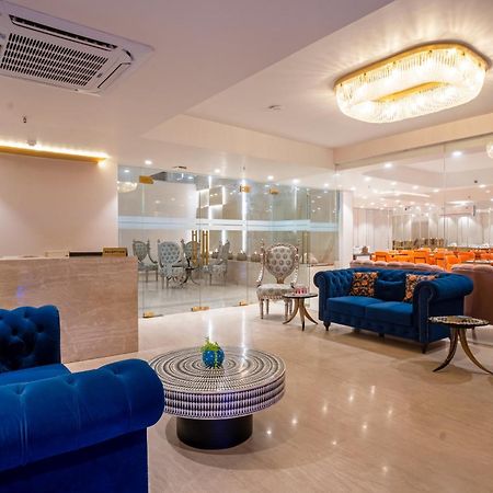 Hotel Ginger Palace Delhi Airport Nuova Delhi Esterno foto