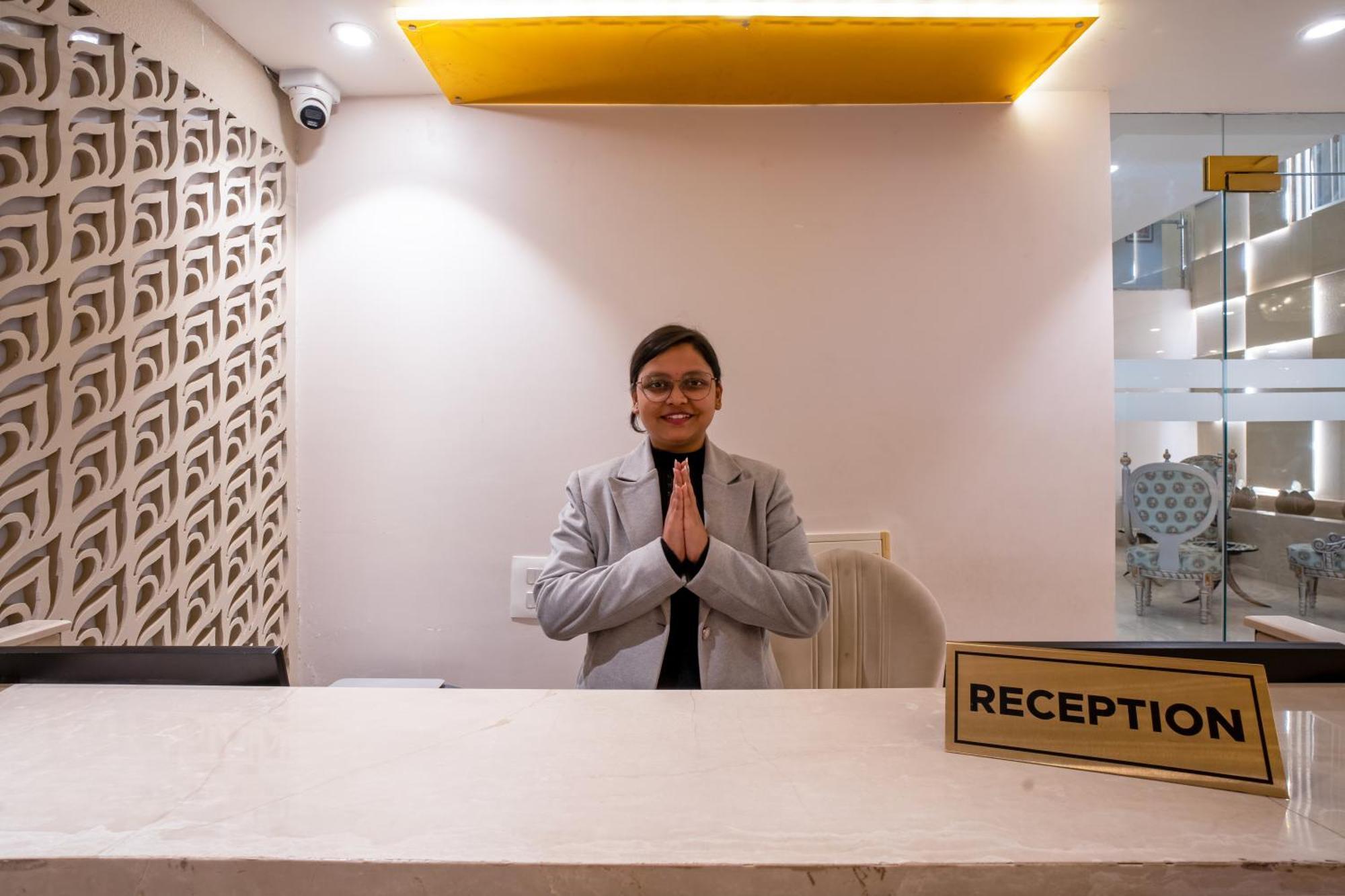 Hotel Ginger Palace Delhi Airport Nuova Delhi Esterno foto
