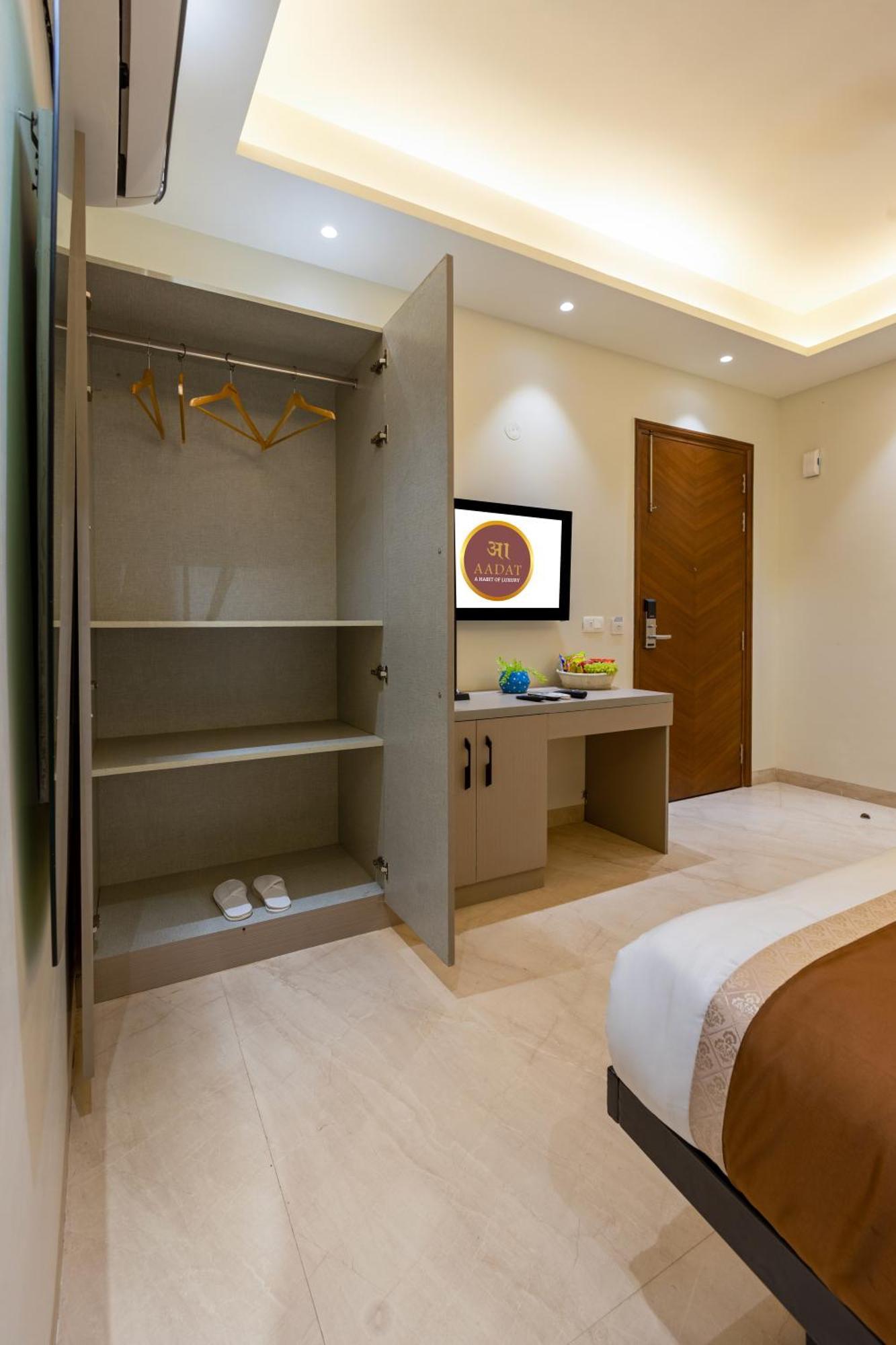 Hotel Ginger Palace Delhi Airport Nuova Delhi Esterno foto