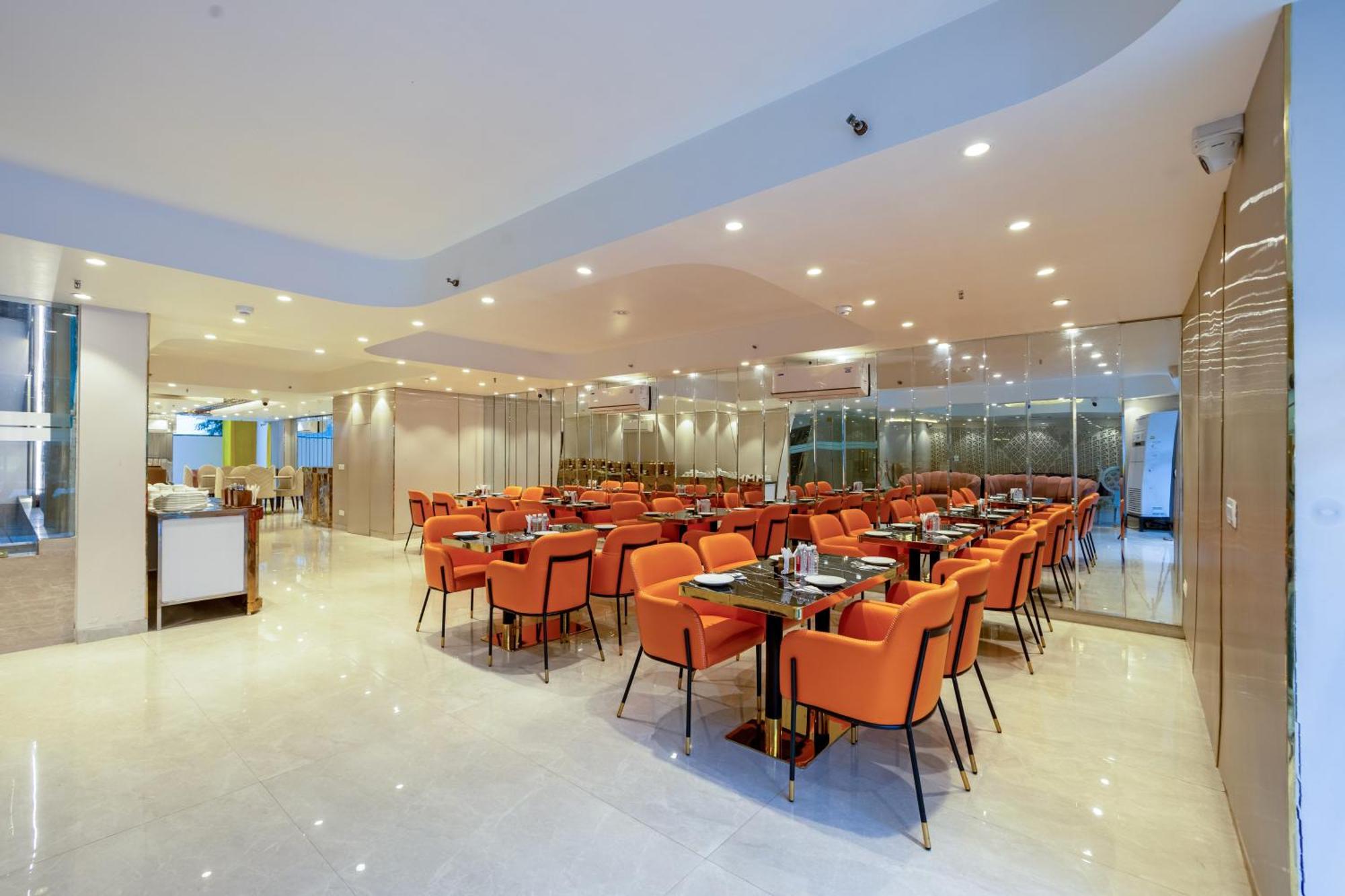 Hotel Ginger Palace Delhi Airport Nuova Delhi Esterno foto