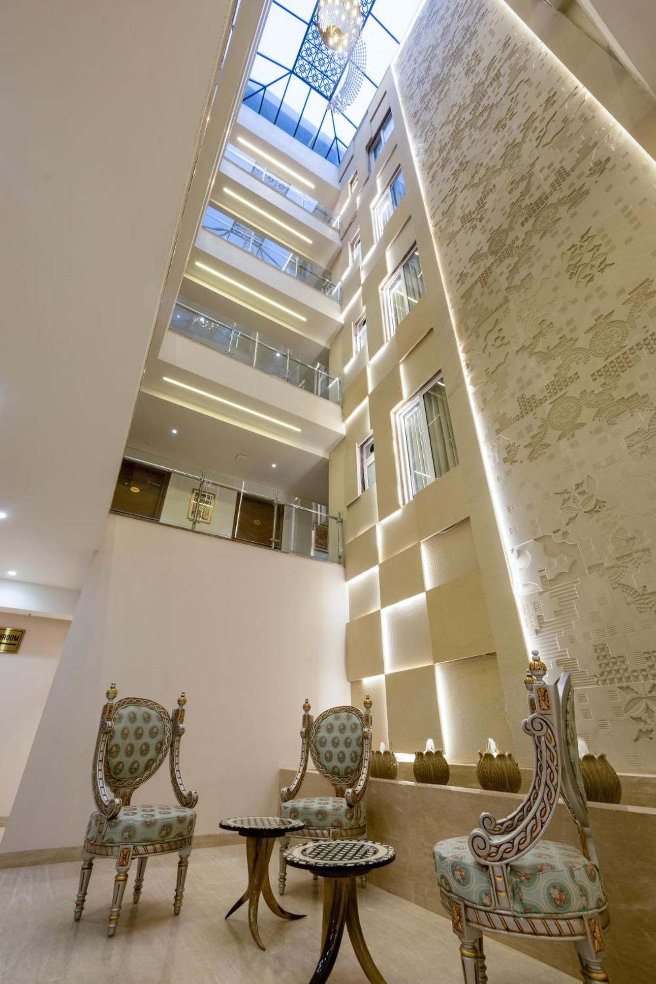 Hotel Ginger Palace Delhi Airport Nuova Delhi Esterno foto
