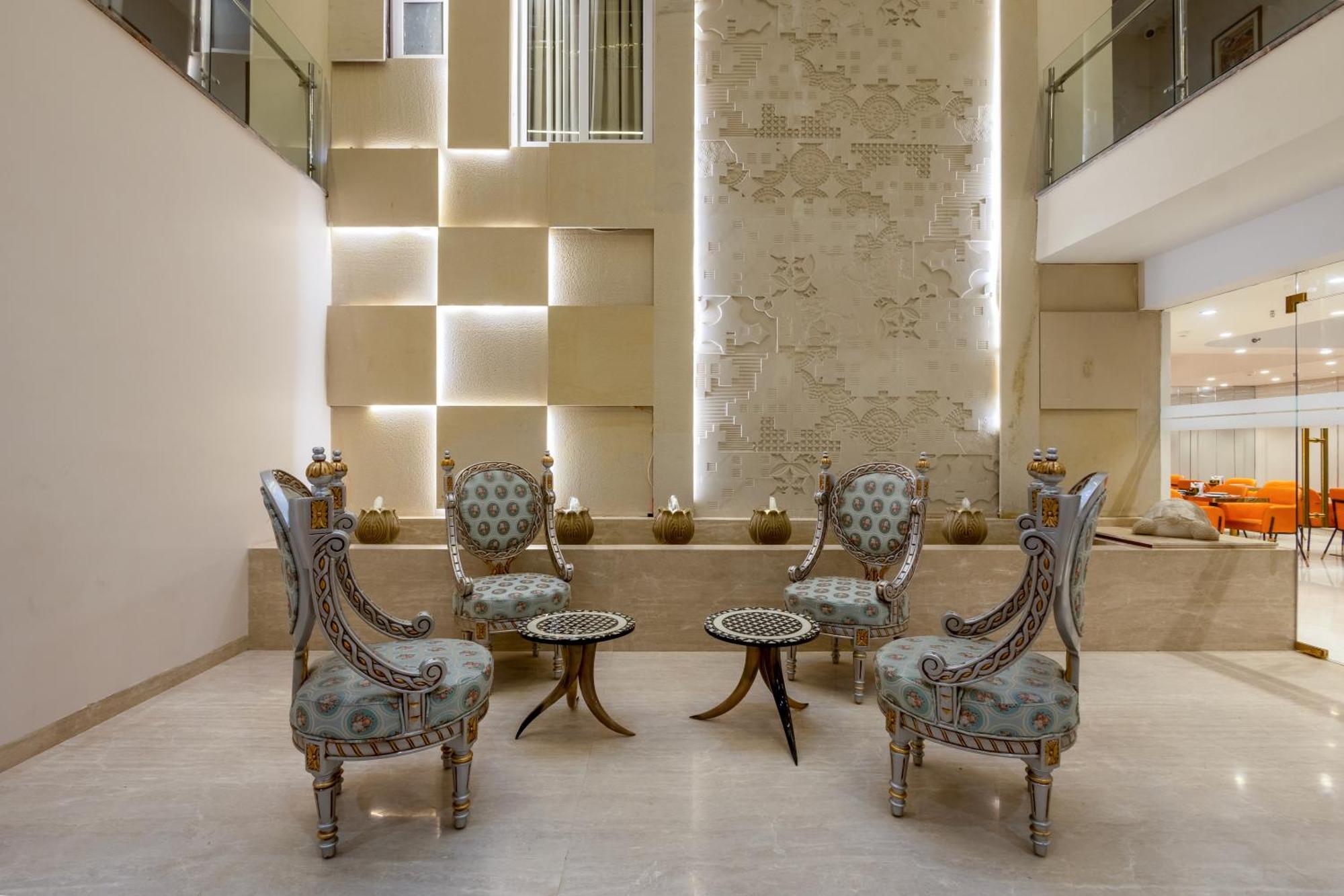 Hotel Ginger Palace Delhi Airport Nuova Delhi Esterno foto