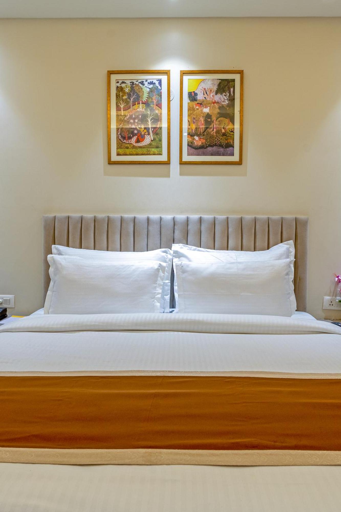 Hotel Ginger Palace Delhi Airport Nuova Delhi Esterno foto